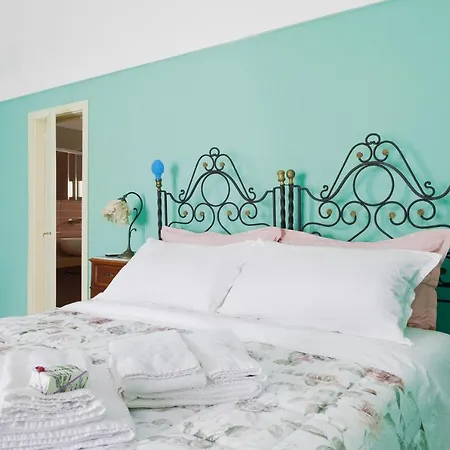 Casa Tiffany モーディカ